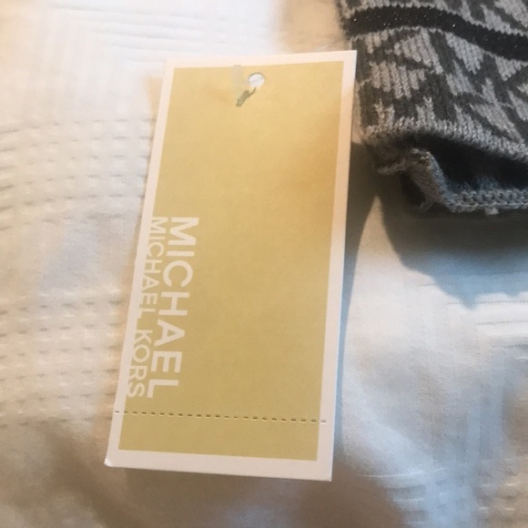 Michael Kors Scarf MK GREY BLACK NEW SCARF - Picture 4 of 7